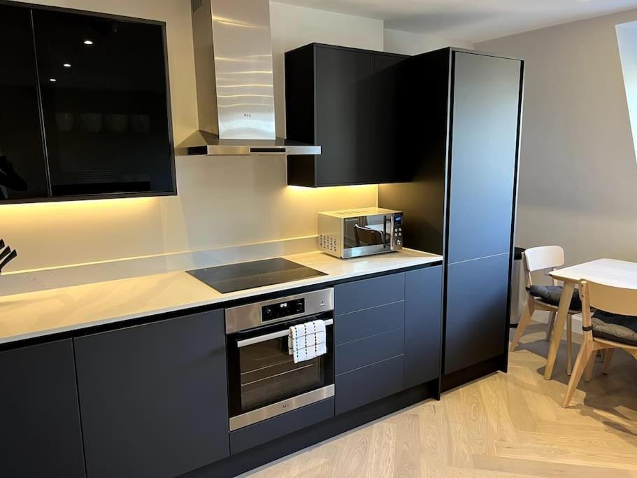 Apartments In The Heart Of Richmond, London Richmond  Ngoại thất bức ảnh